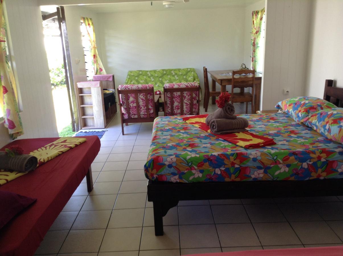 Chez Taia Et Vero Tiputa Luaran gambar