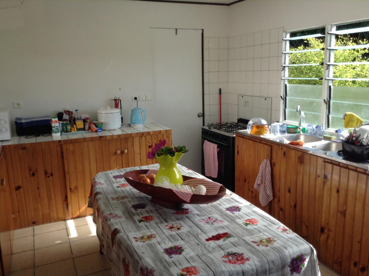 Chez Taia Et Vero Tiputa Luaran gambar